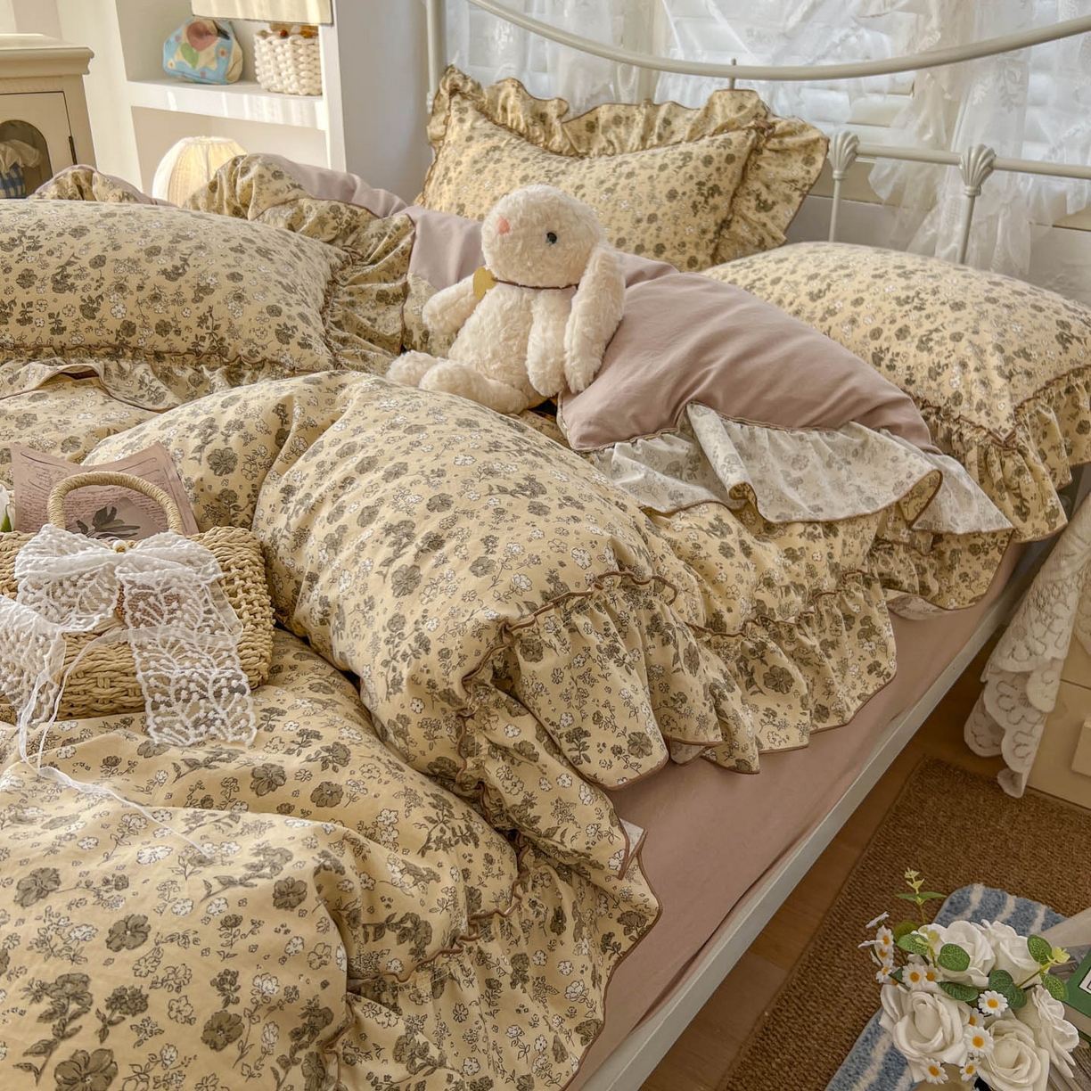 91家纺网 家纺一手货源 找家纺 梵克保罗 2026新款春款古法水洗仿棉云朵棉花边四件套 田园