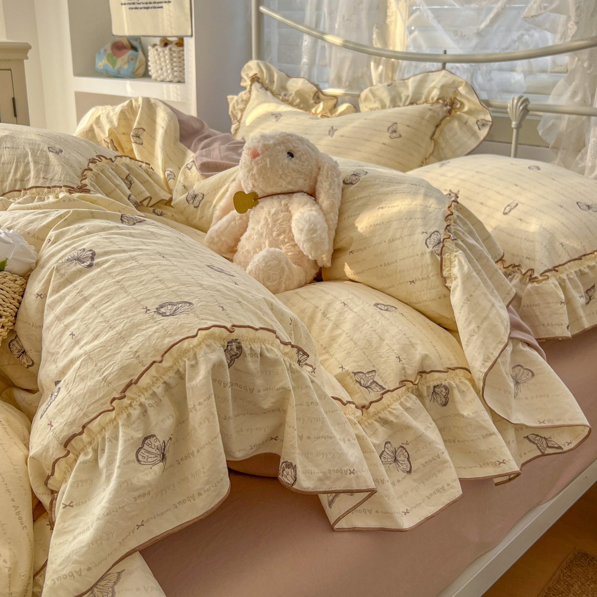 91家纺网 家纺一手货源 找家纺 梵克保罗 2026新款春款古法水洗仿棉云朵棉花边四件套 蝴蝶