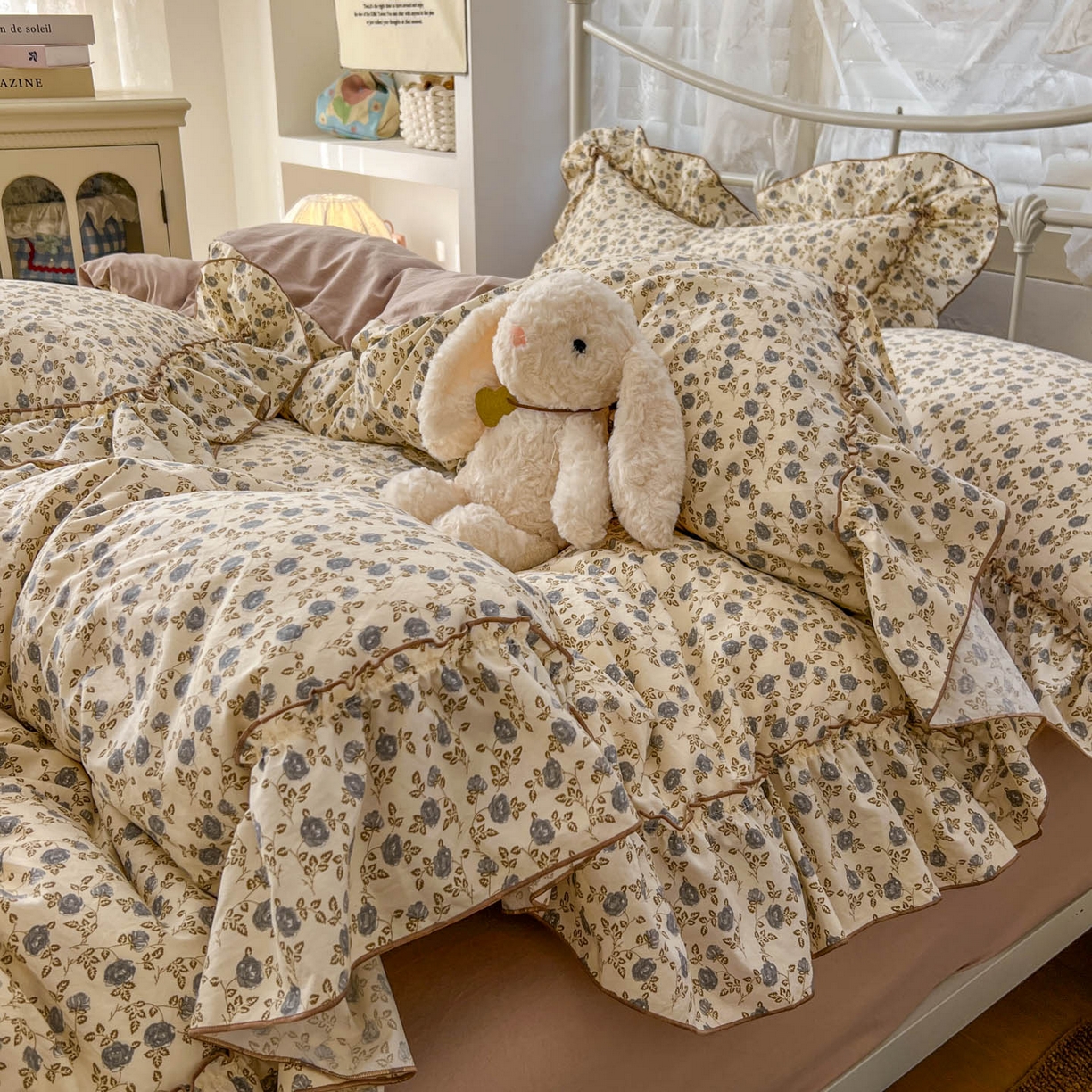 91家纺网 家纺一手货源 找家纺 梵克保罗 2026新款春款古法水洗仿棉云朵棉花边四件套 花影