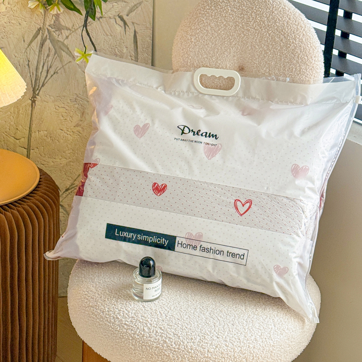 金梦拉家纺 2026新款云感皱皱纱泡泡纱韩式床盖大花边四件套 包装图仅做展示不可下单