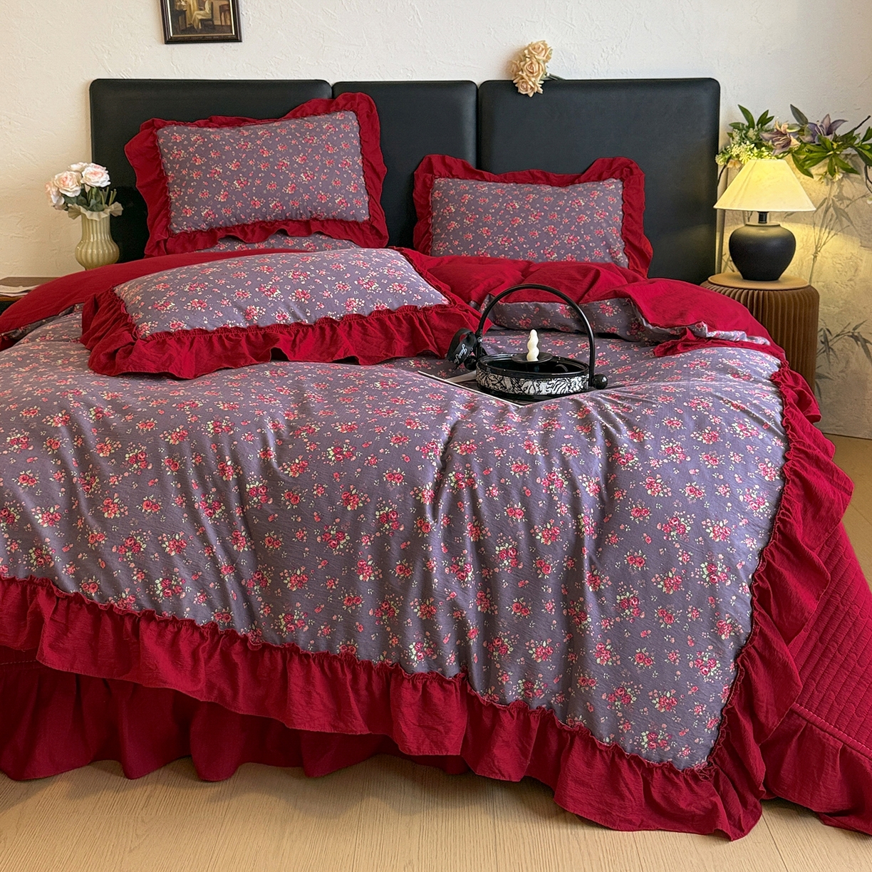 91家纺网 家纺一手货源 找家纺 金梦拉家纺 2026新款云感皱皱纱泡泡纱韩式床盖大花边四件套 海棠