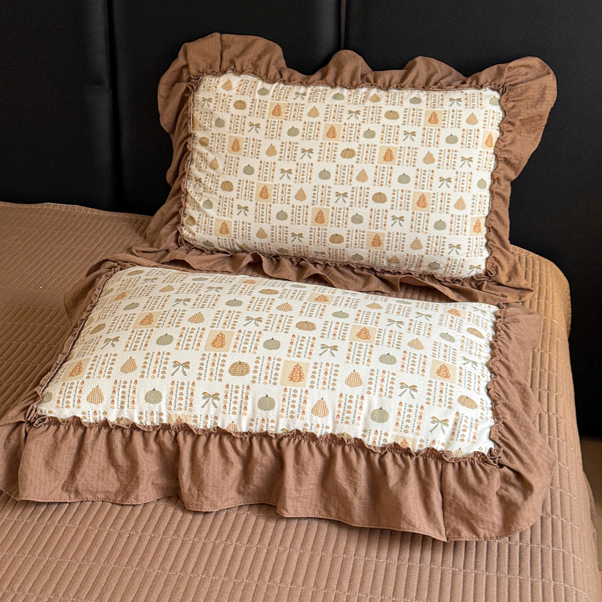 91家纺网 家纺一手货源 找家纺 金梦拉家纺 2026新款云感皱皱纱泡泡纱韩式床盖大花边四件套 南瓜多多