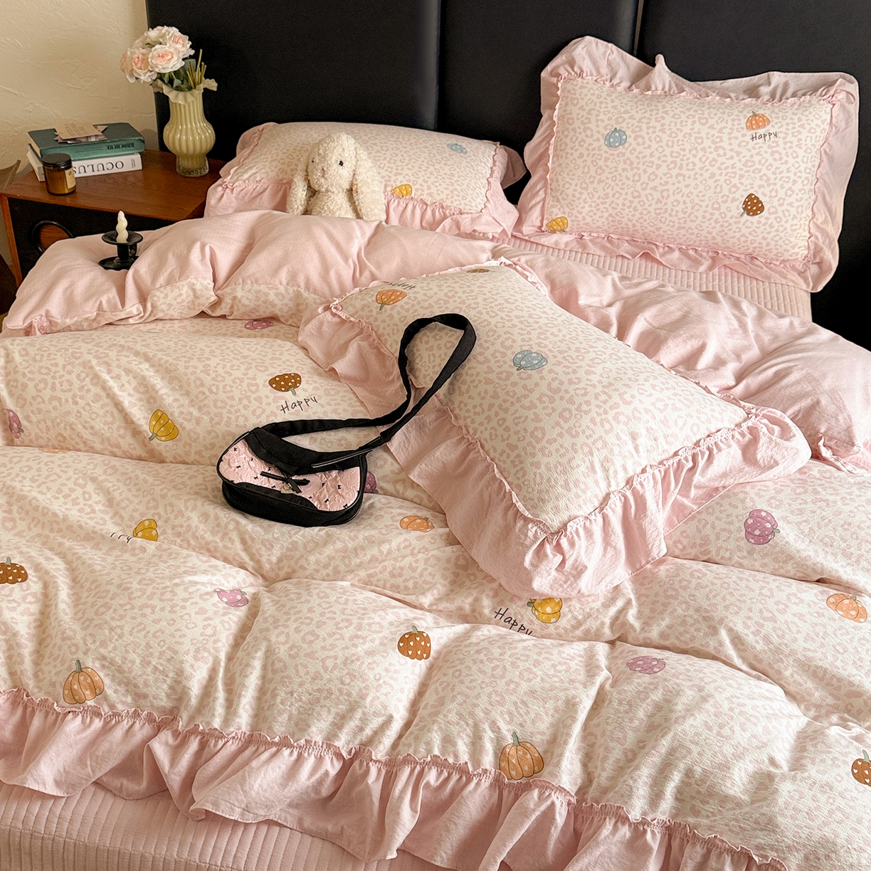 91家纺网 家纺一手货源 找家纺 金梦拉家纺 2026新款云感皱皱纱泡泡纱韩式床盖大花边四件套 豹纹南瓜