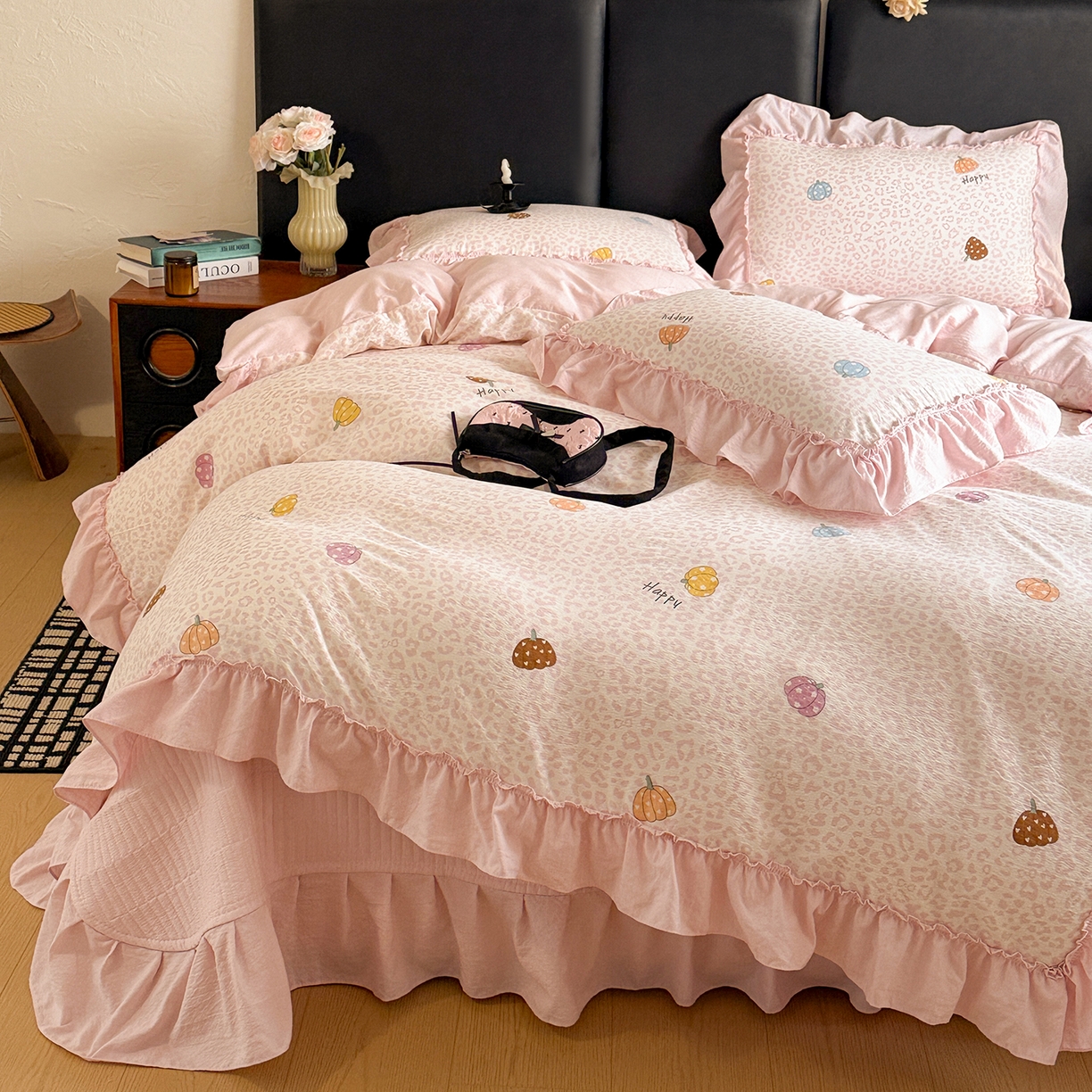 91家纺网 家纺一手货源 找家纺 金梦拉家纺 2026新款云感皱皱纱泡泡纱韩式床盖大花边四件套 豹纹南瓜