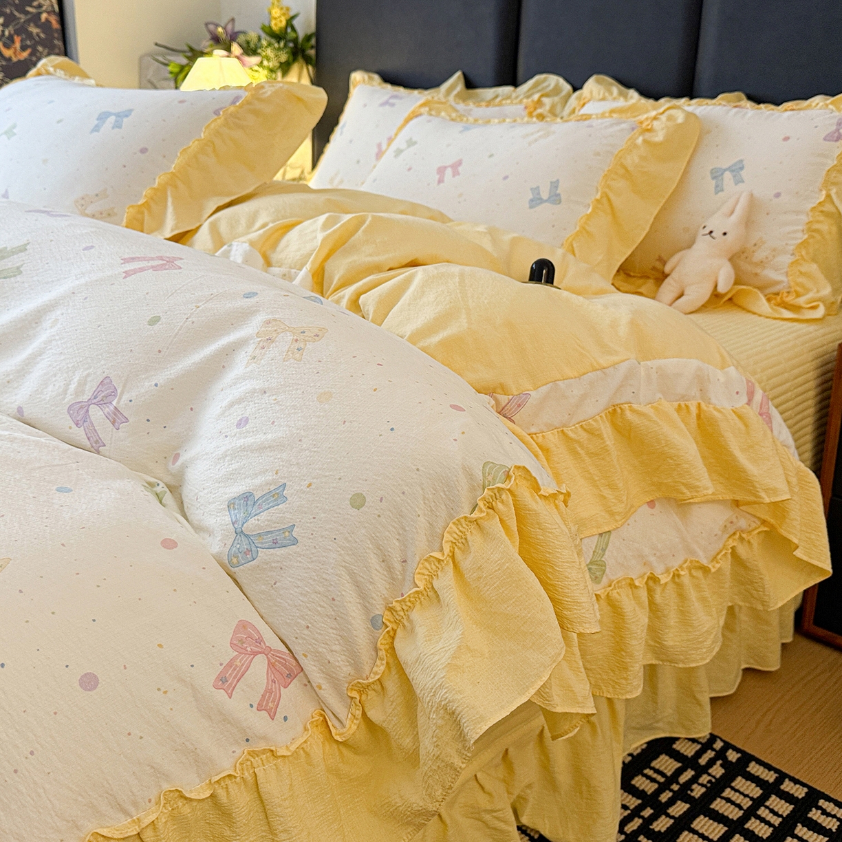 91家纺网 家纺一手货源 找家纺 金梦拉家纺 2026新款云感皱皱纱泡泡纱韩式床盖大花边四件套 柠檬蝴蝶结