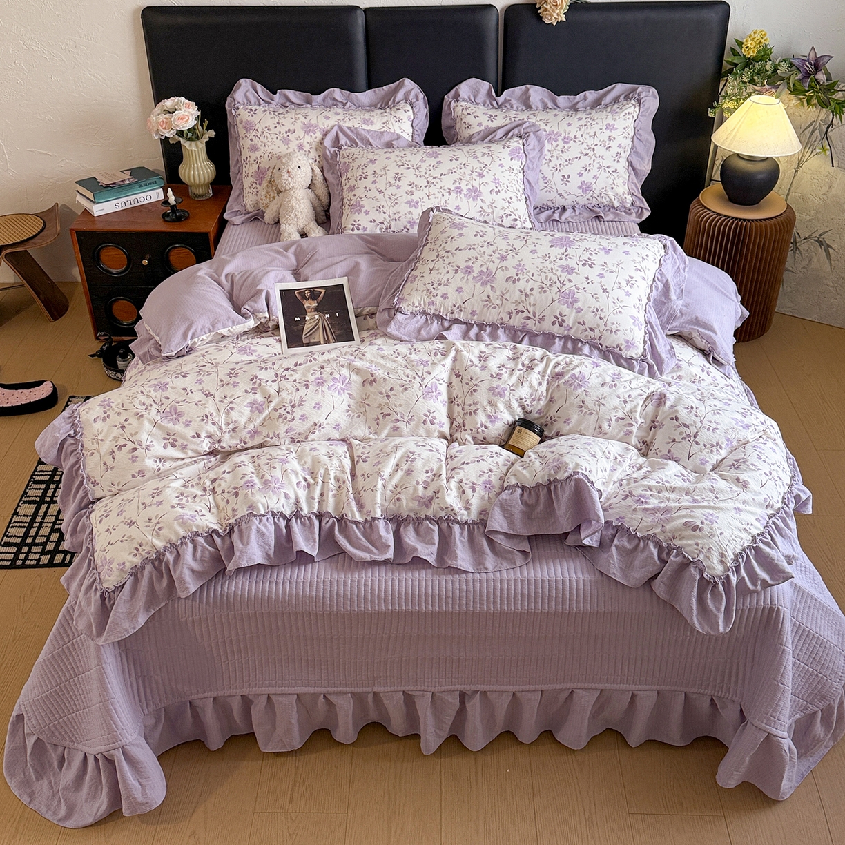 91家纺网 家纺一手货源 找家纺 金梦拉家纺 2026新款云感皱皱纱泡泡纱韩式床盖大花边四件套 紫韵