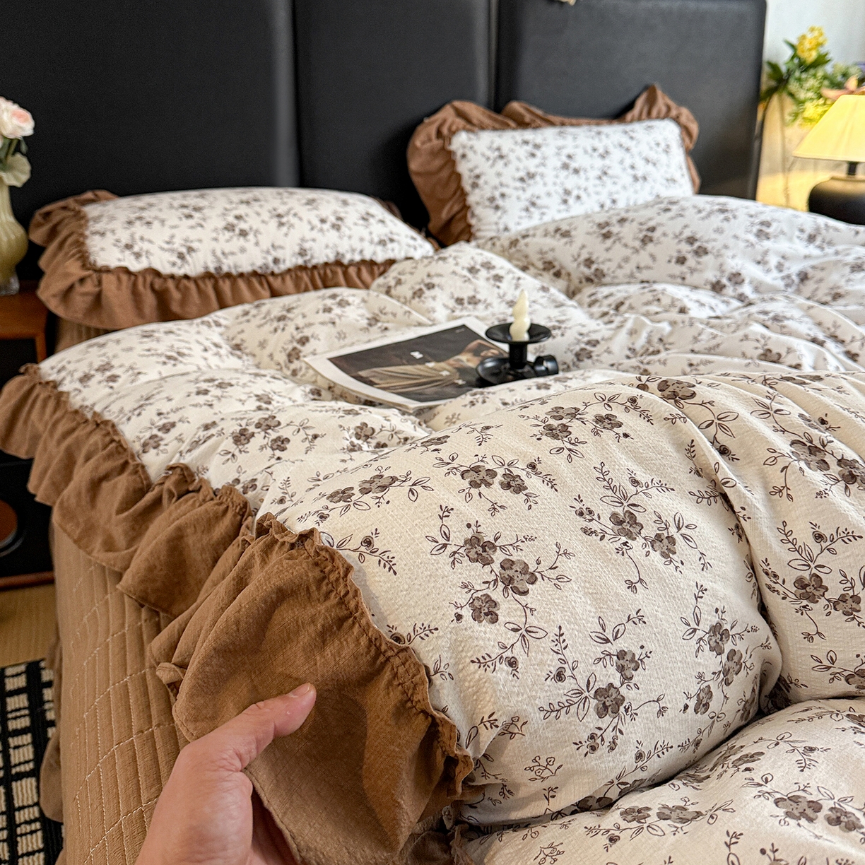 91家纺网 家纺一手货源 找家纺 金梦拉家纺 2026新款云感皱皱纱泡泡纱韩式床盖大花边四件套 素韵