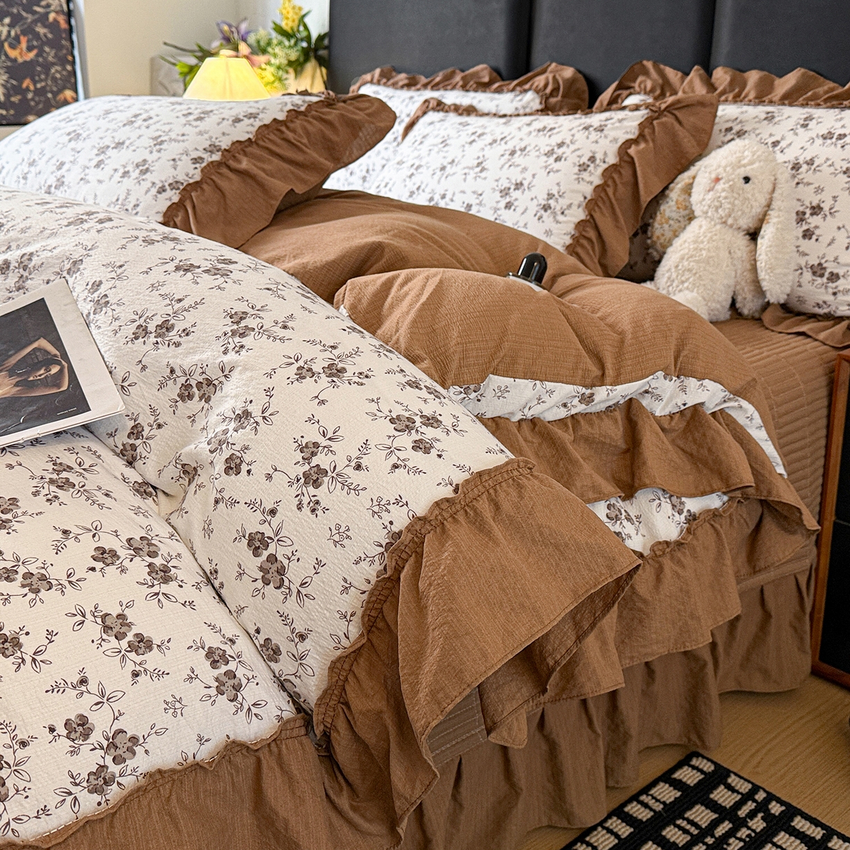 91家纺网 家纺一手货源 找家纺 金梦拉家纺 2026新款云感皱皱纱泡泡纱韩式床盖大花边四件套 素韵