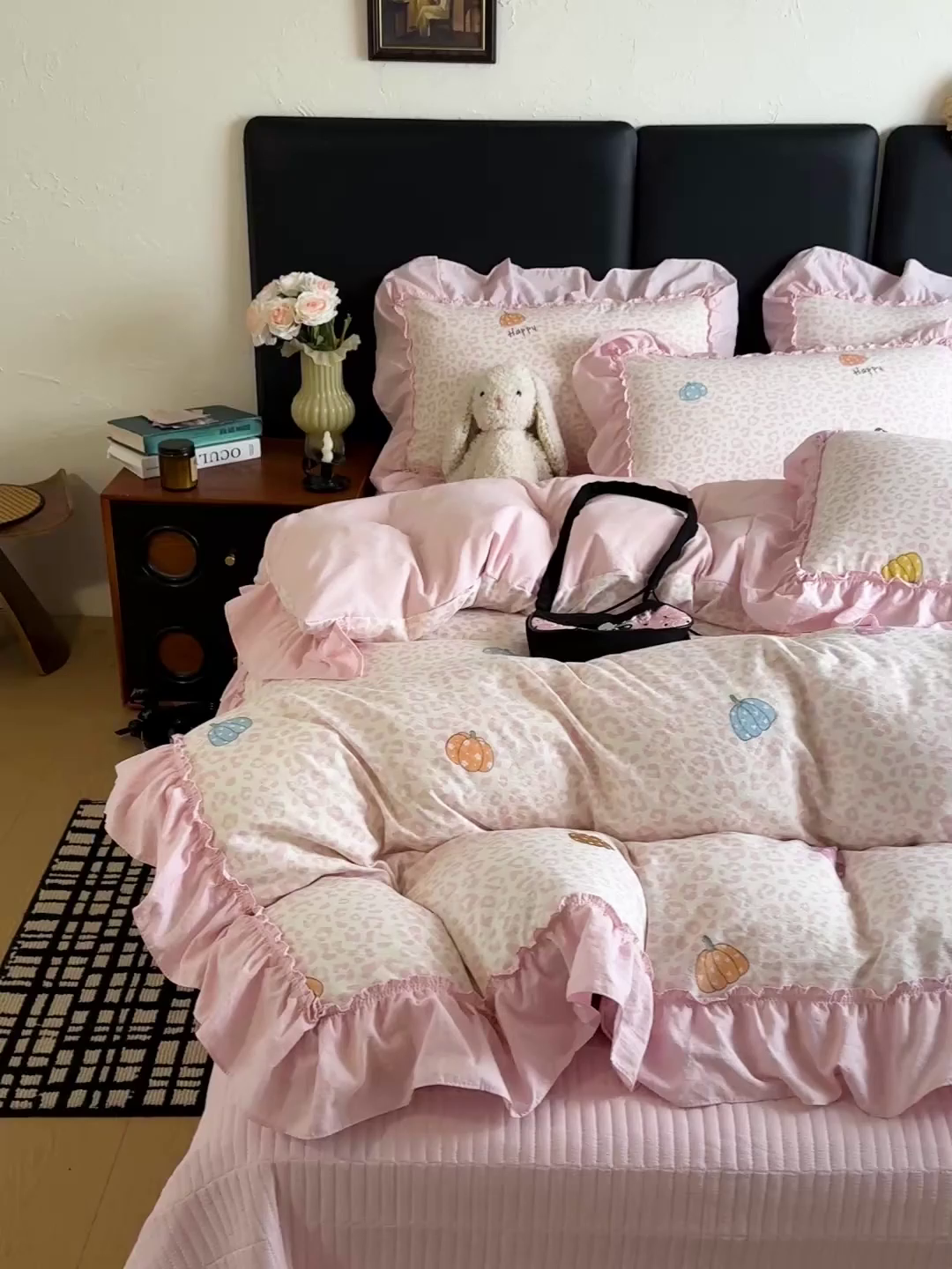 91家纺网 家纺一手货源 找家纺 金梦拉家纺 2026新款云感皱皱纱泡泡纱韩式床盖大花边四件套 豹纹南瓜