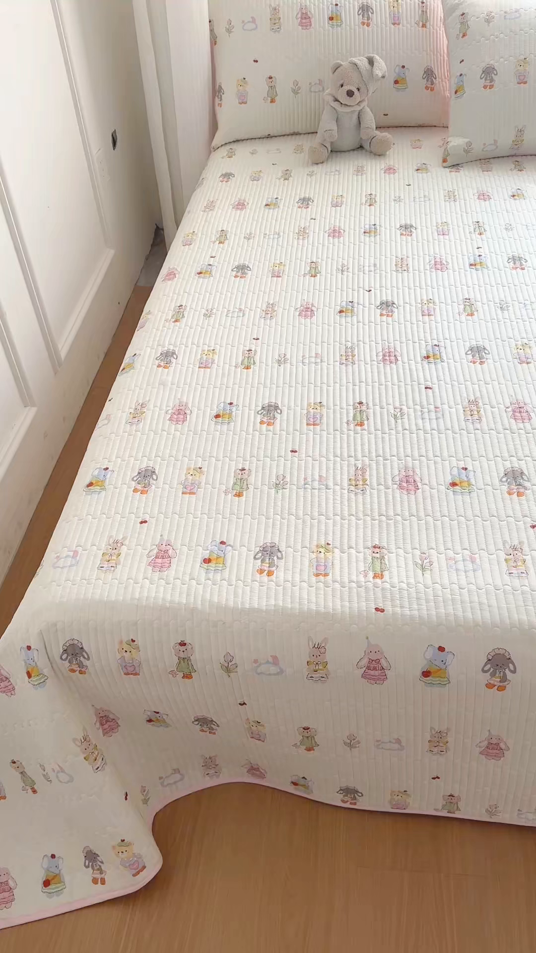 91家纺网 家纺一手货源 找家纺 KA家纺 2026春夏新款全棉印花小清新床盖三件套 第二波 彼得小兔