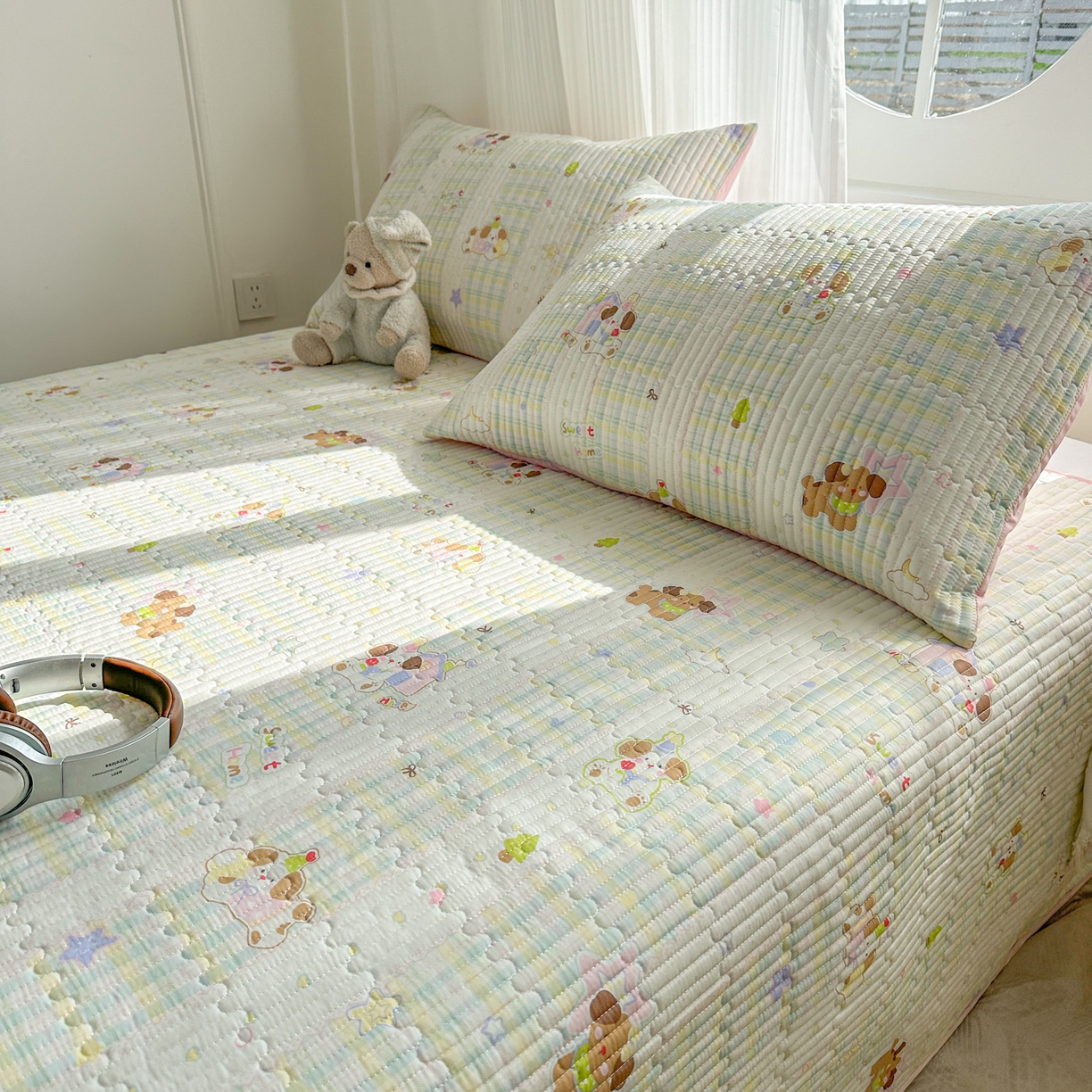 91家纺网 家纺一手货源 找家纺 KA家纺 2026春夏新款全棉印花小清新床盖三件套 第二波 格子小狗