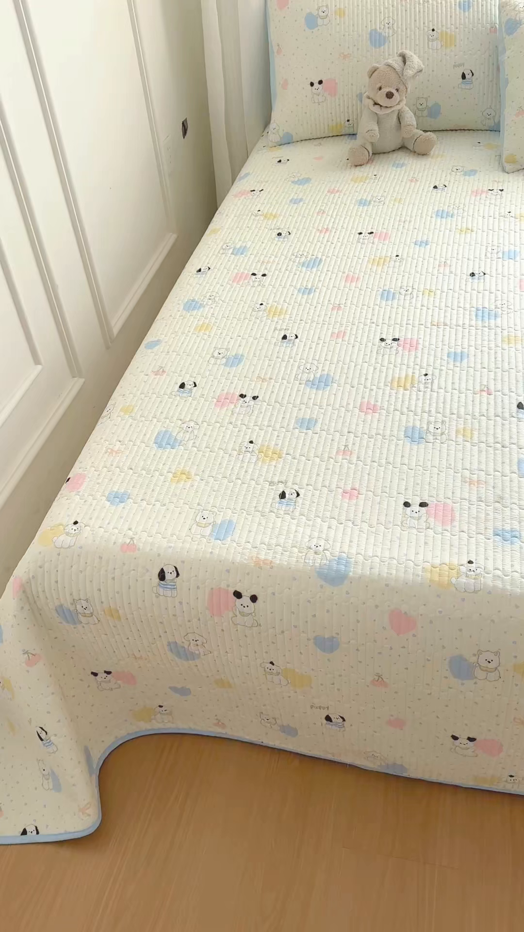 91家纺网 家纺一手货源 找家纺 KA家纺 2026春夏新款全棉印花小清新床盖三件套 第二波 心心狗