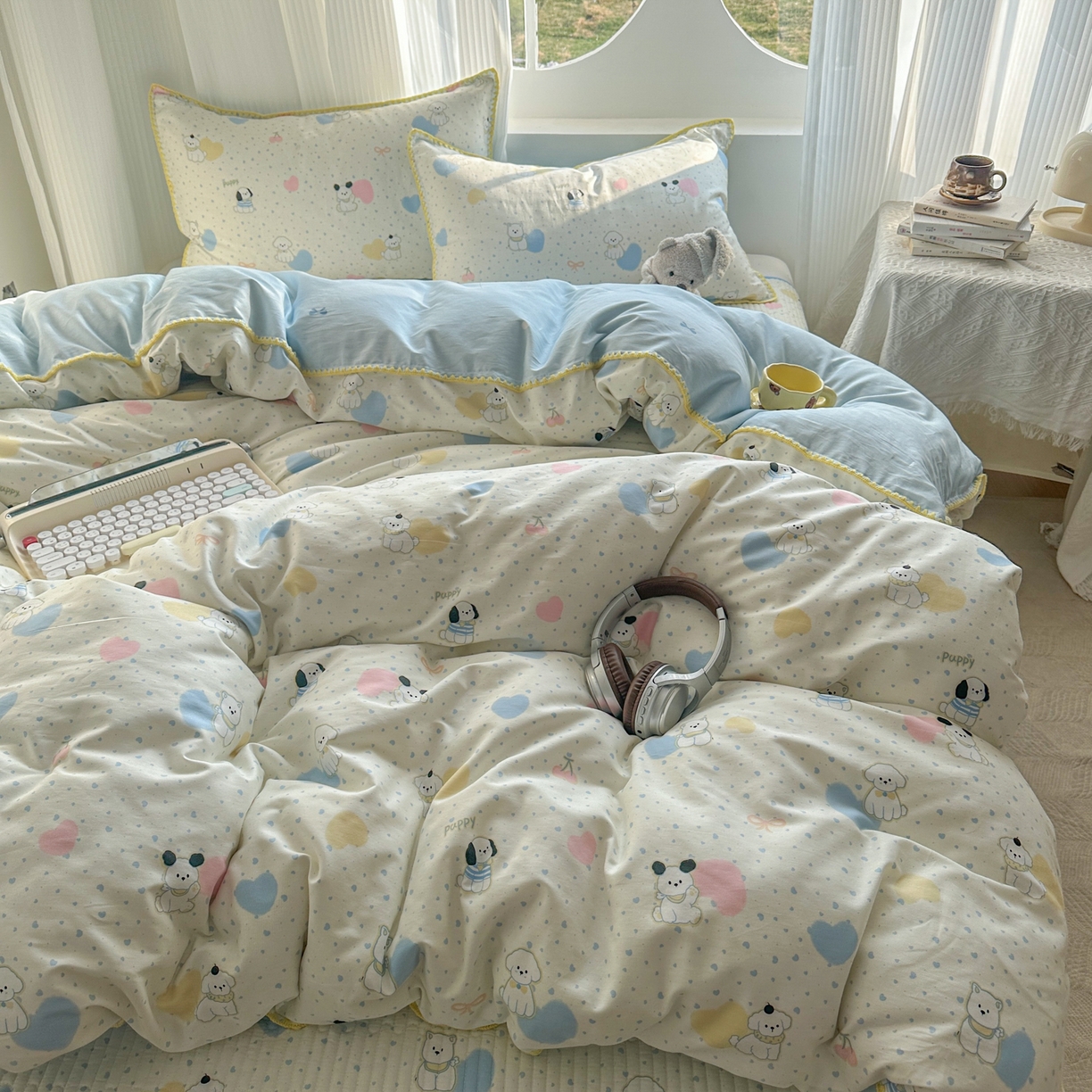91家纺网 家纺一手货源 找家纺 KA家纺 2026春夏新款全棉纯棉床盖款卡通印花贝壳边四件套 心心狗