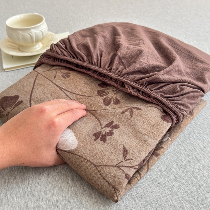 91家纺网 家纺一手货源 找家纺 三悦四季 2026新款A类亚麻皱皱纱床笠双层纱床笠三件套四季款 焦糖蝶舞