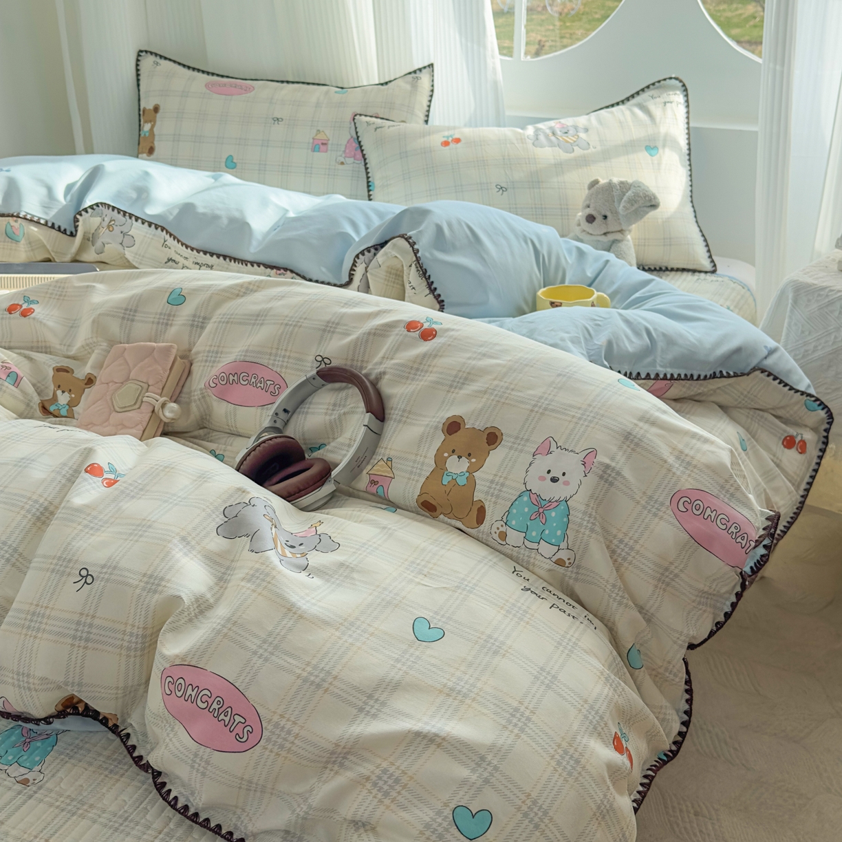 91家纺网 家纺一手货源 找家纺 KA家纺 2026春夏新款全棉纯棉床盖款卡通印花贝壳边四件套 樱桃熊仔