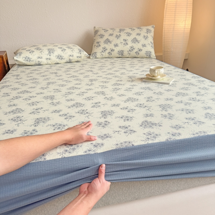 91家纺网 家纺一手货源 找家纺 三悦四季 2026新款A类亚麻皱皱纱床笠双层纱床笠三件套四季款 浅青花雾