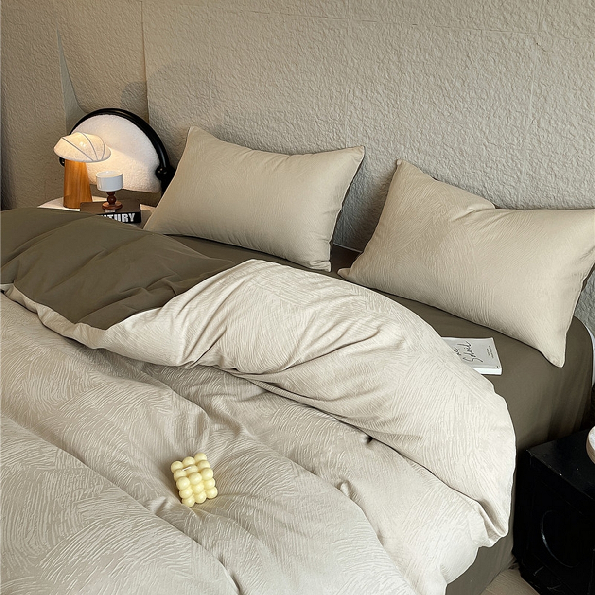 91家纺网 家纺一手货源 找家纺 琪格格纺织 2026新款纯棉纯棉色织肌理纹提花华夫格纯棉轻奢简约款四件套 星岛-可可棕