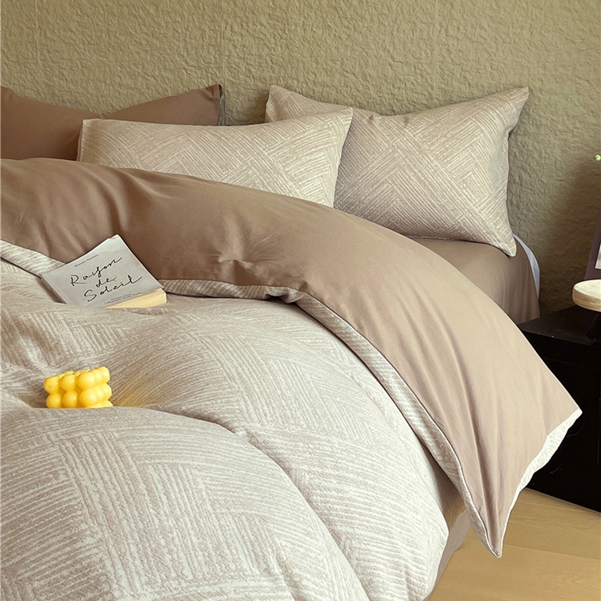 91家纺网 家纺一手货源 找家纺 （总）琪格格纺织 2026新款纯棉纯棉色织肌理纹提花华夫格纯棉轻奢简约款四件套