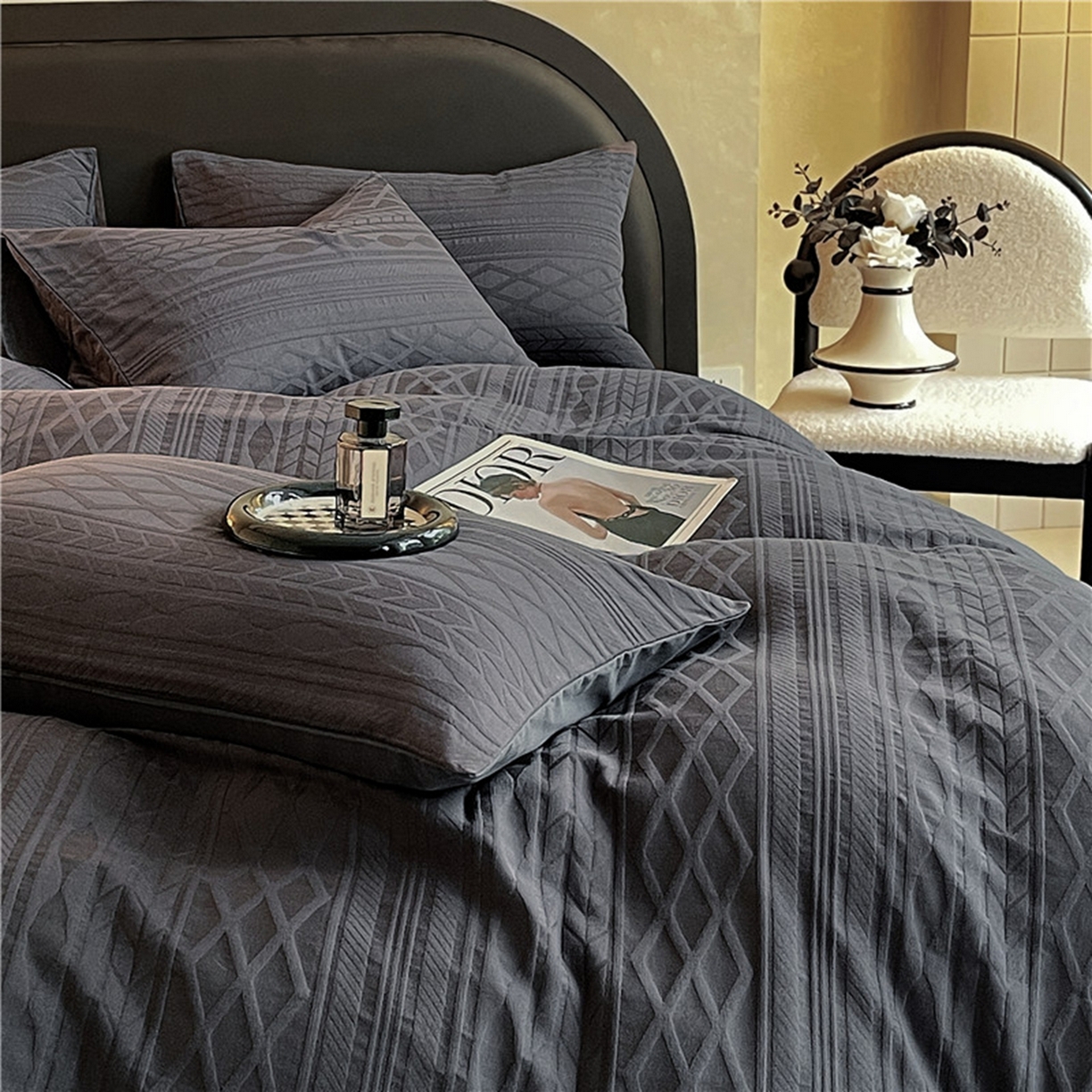 91家纺网 家纺一手货源 找家纺 琪格格纺织 2026新款纯棉纯棉色织肌理纹提花华夫格纯棉轻奢简约款四件套 圣托梵绅-乌木