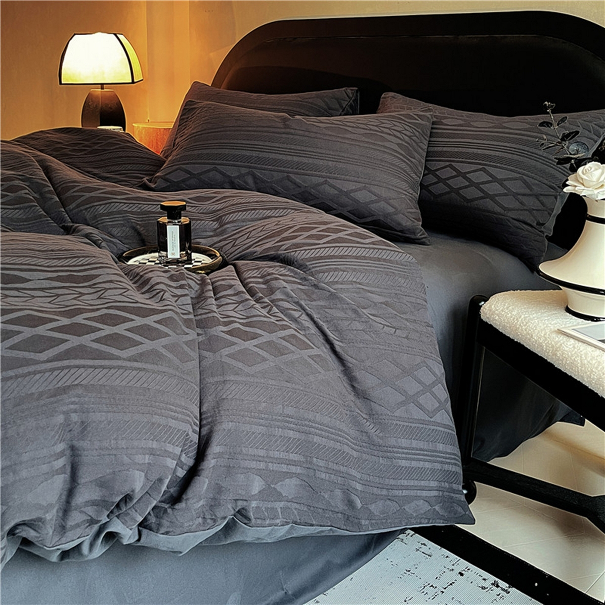 91家纺网 家纺一手货源 找家纺 琪格格纺织 2026新款纯棉纯棉色织肌理纹提花华夫格纯棉轻奢简约款四件套 圣托梵绅-乌木