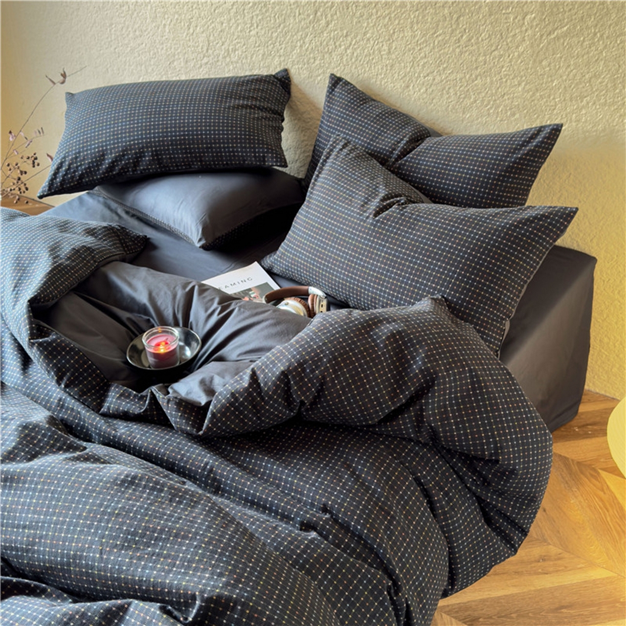 91家纺网 家纺一手货源 找家纺 琪格格纺织 2026新款纯棉纯棉色织肌理纹提花华夫格纯棉轻奢简约款四件套 时光里-高级蓝黑