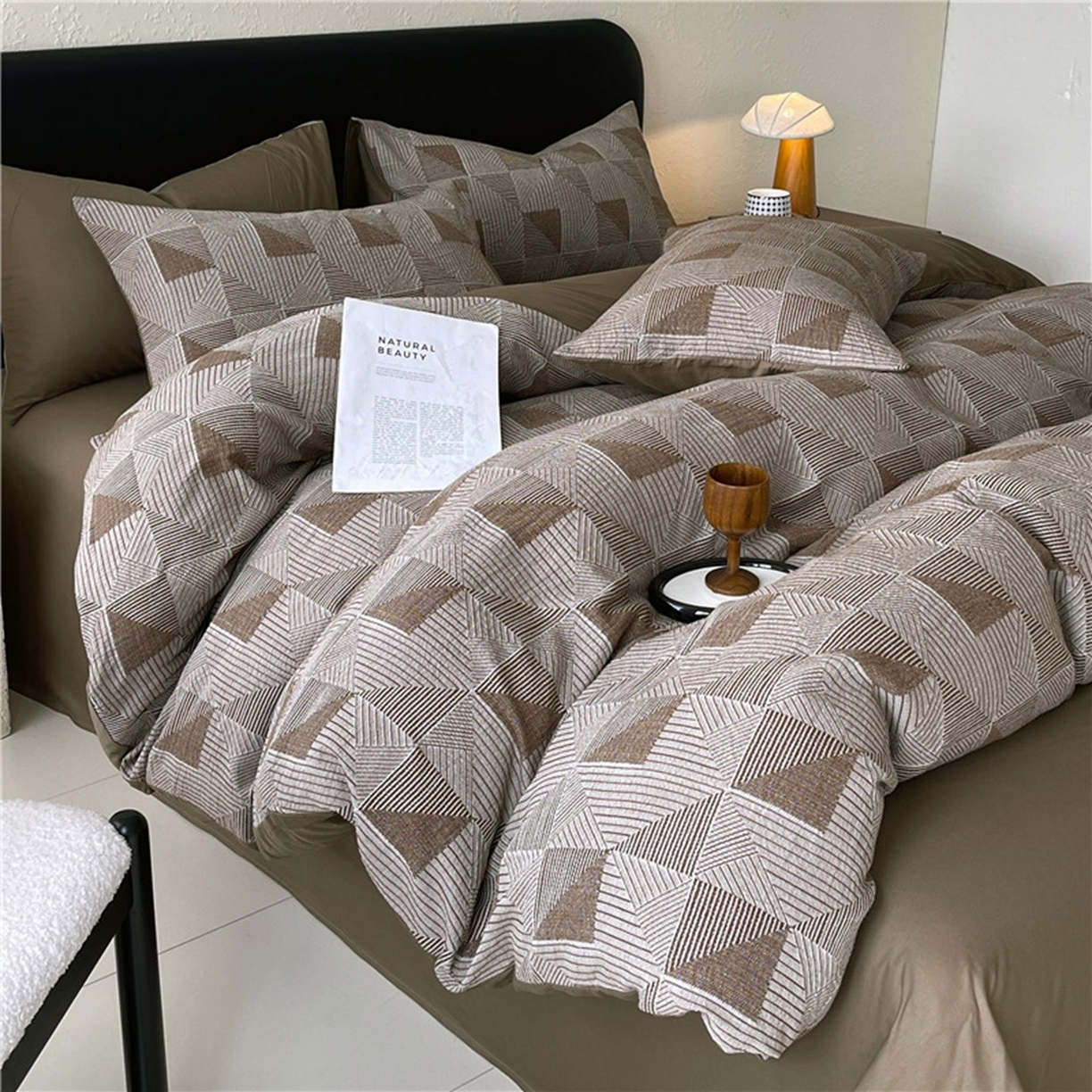 91家纺网 家纺一手货源 找家纺 琪格格纺织 2026新款纯棉纯棉色织肌理纹提花华夫格纯棉轻奢简约款四件套 柏林-雪茄棕