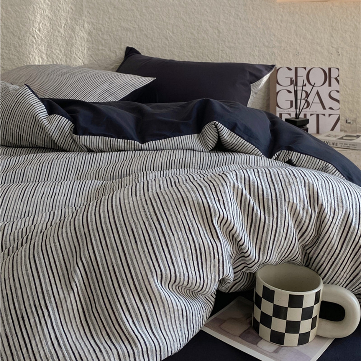 91家纺网 家纺一手货源 找家纺 琪格格纺织 2026新款纯棉纯棉色织肌理纹提花华夫格纯棉轻奢简约款四件套 A速写 提花黑条