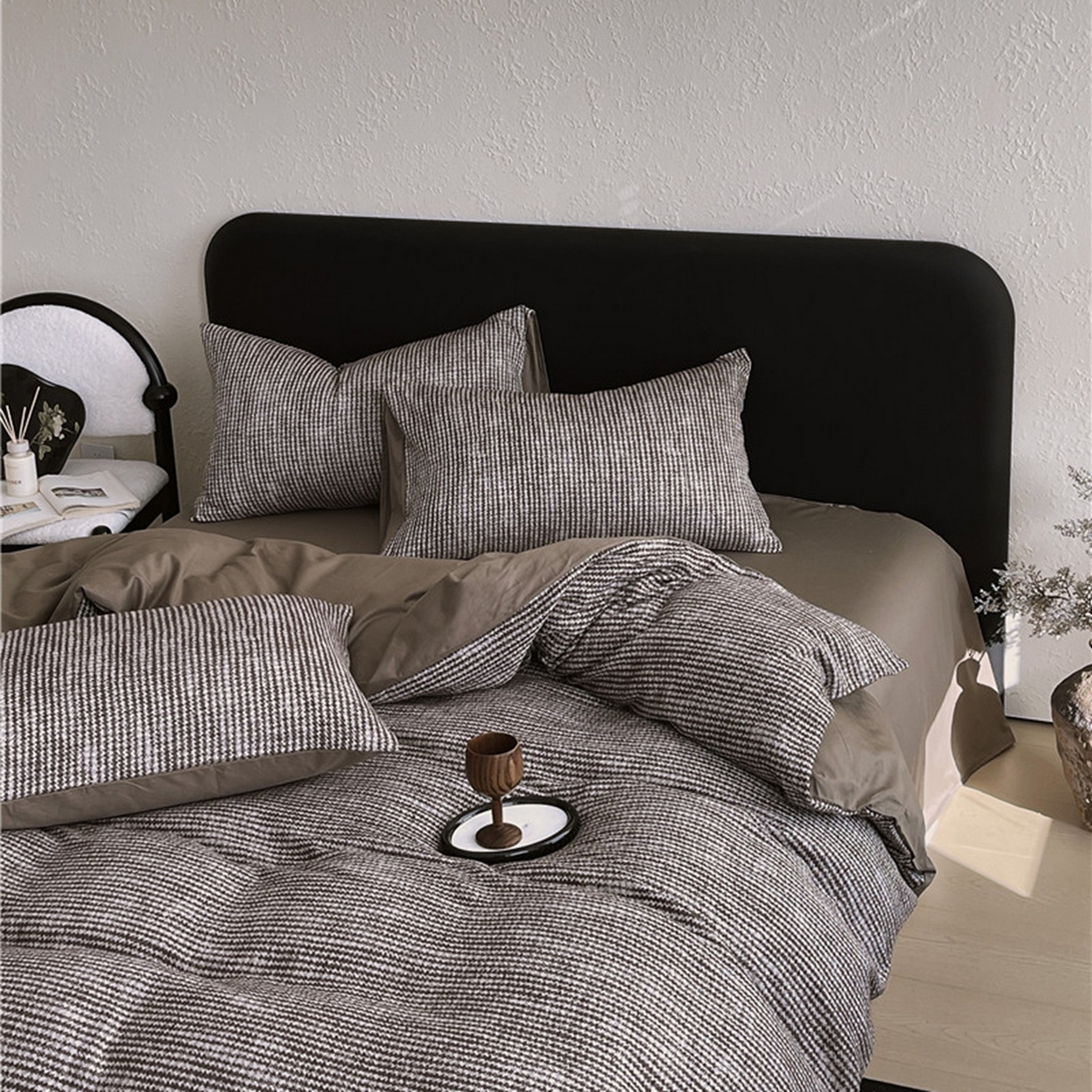 91家纺网 家纺一手货源 找家纺 琪格格纺织 2026新款纯棉纯棉色织肌理纹提花华夫格纯棉轻奢简约款四件套 莫诺克