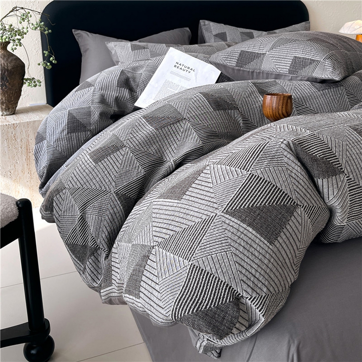 91家纺网 家纺一手货源 找家纺 琪格格纺织 2026新款纯棉纯棉色织肌理纹提花华夫格纯棉轻奢简约款四件套 柏林-炭石灰