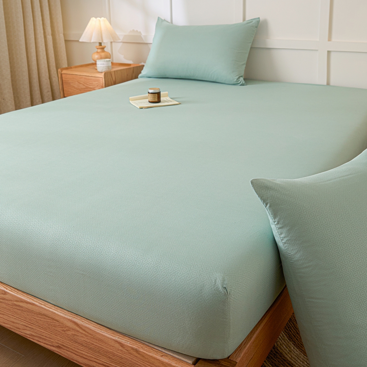 91家纺网 家纺一手货源 找家纺 衿成家纺 2026新款简约纯色磨毛压光单床笠 YG-墨绿