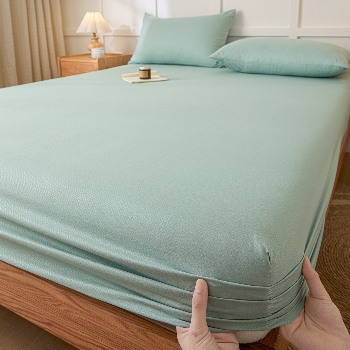 91家纺网 家纺一手货源 找家纺 衿成家纺 2026新款简约纯色磨毛压光单床笠 YG-墨绿