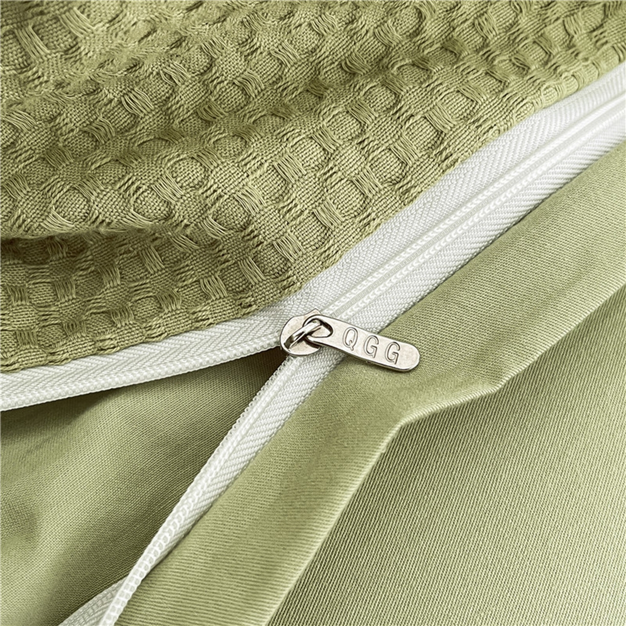 91家纺网 家纺一手货源 找家纺 琪格格纺织 2026新款纯棉纯棉色织肌理纹提花华夫格纯棉轻奢简约款四件套 华夫格-黄绿色