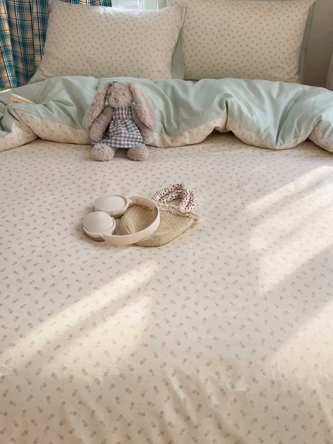 91家纺网 家纺一手货源 找家纺 XIWEN-希文家纺 2026春夏新款40支全棉纯棉13372小清新印花四件套 绿瑶