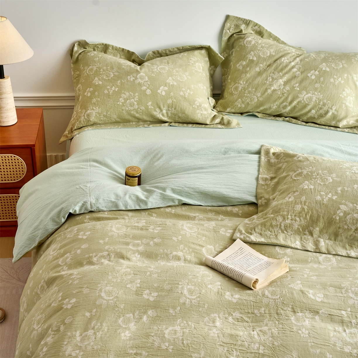 91家纺网 家纺一手货源 找家纺 兰紫橙家纺 2026春夏新款全棉纯棉色织提花四件套 晨曦花语-抹茶绿