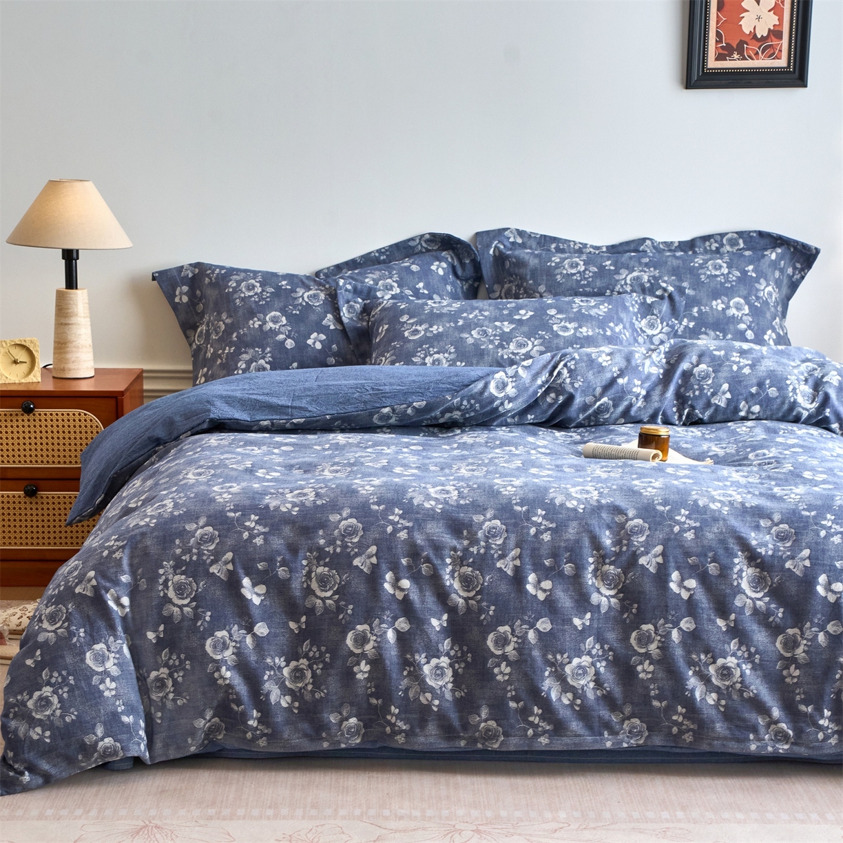 91家纺网 家纺一手货源 找家纺 兰紫橙家纺 2026春夏新款全棉纯棉色织提花四件套 浮梦花影-牛仔蓝