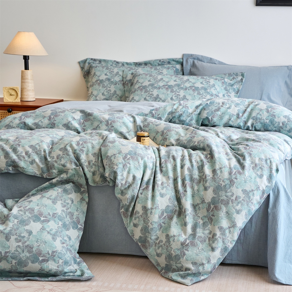 91家纺网 家纺一手货源 找家纺 兰紫橙家纺 2026春夏新款全棉纯棉色织提花四件套 花开漫漫-浅蓝