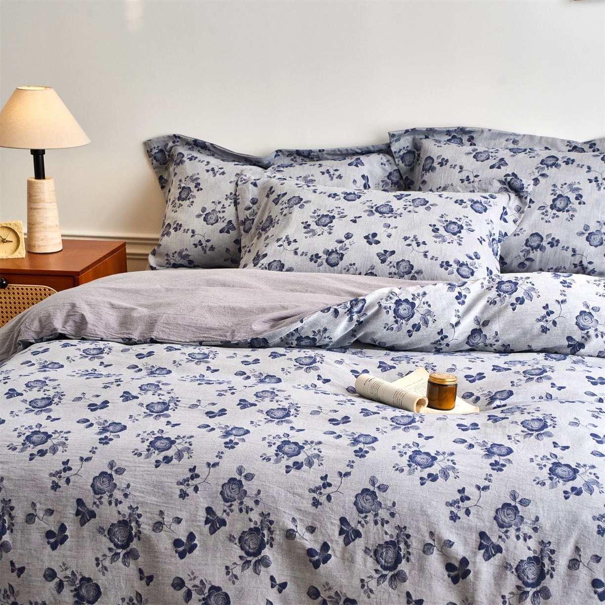 91家纺网 家纺一手货源 找家纺 兰紫橙家纺 2026春夏新款全棉纯棉色织提花四件套 玫瑰之恋-浅灰