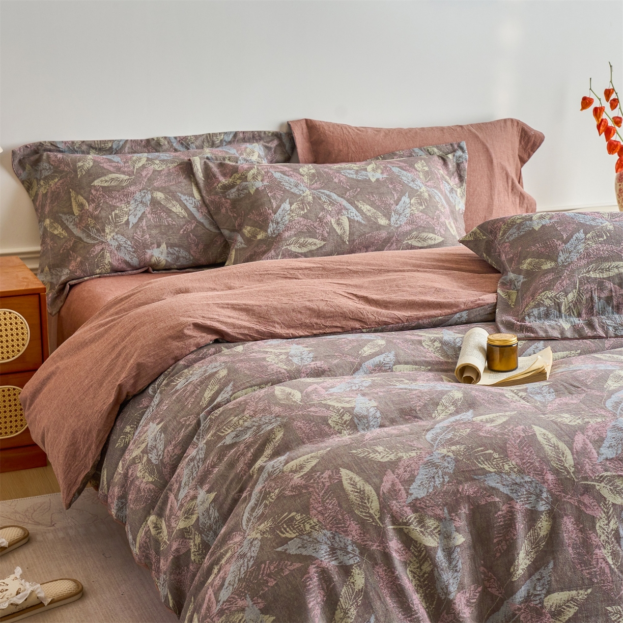 91家纺网 家纺一手货源 找家纺 兰紫橙家纺 2026春夏新款全棉纯棉色织提花四件套 叶之舞-暗红