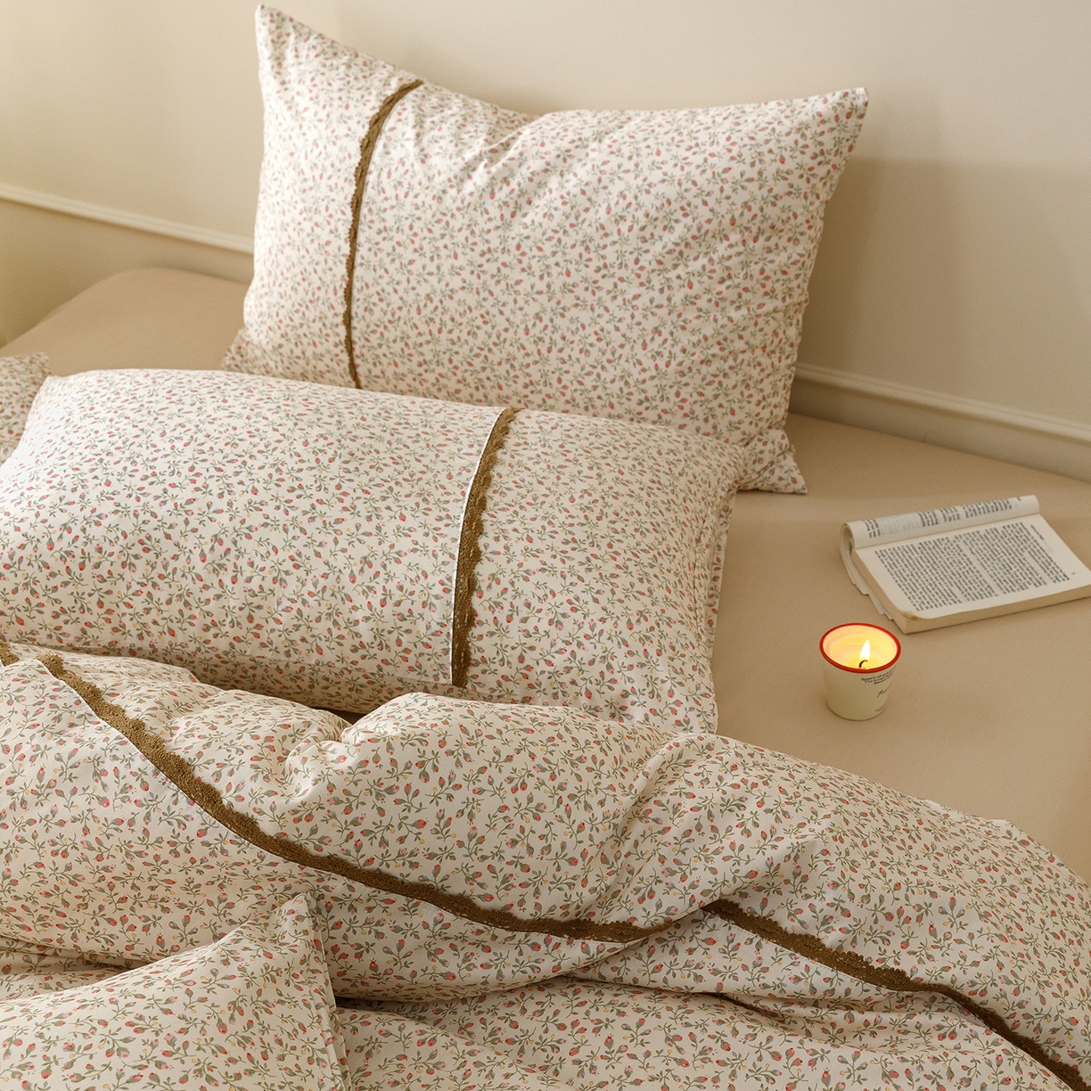 91家纺网 家纺一手货源 找家纺 女子家纺 2026新款40支13070全棉纯棉斜纹印花蕾丝四件套 含苞蔷薇