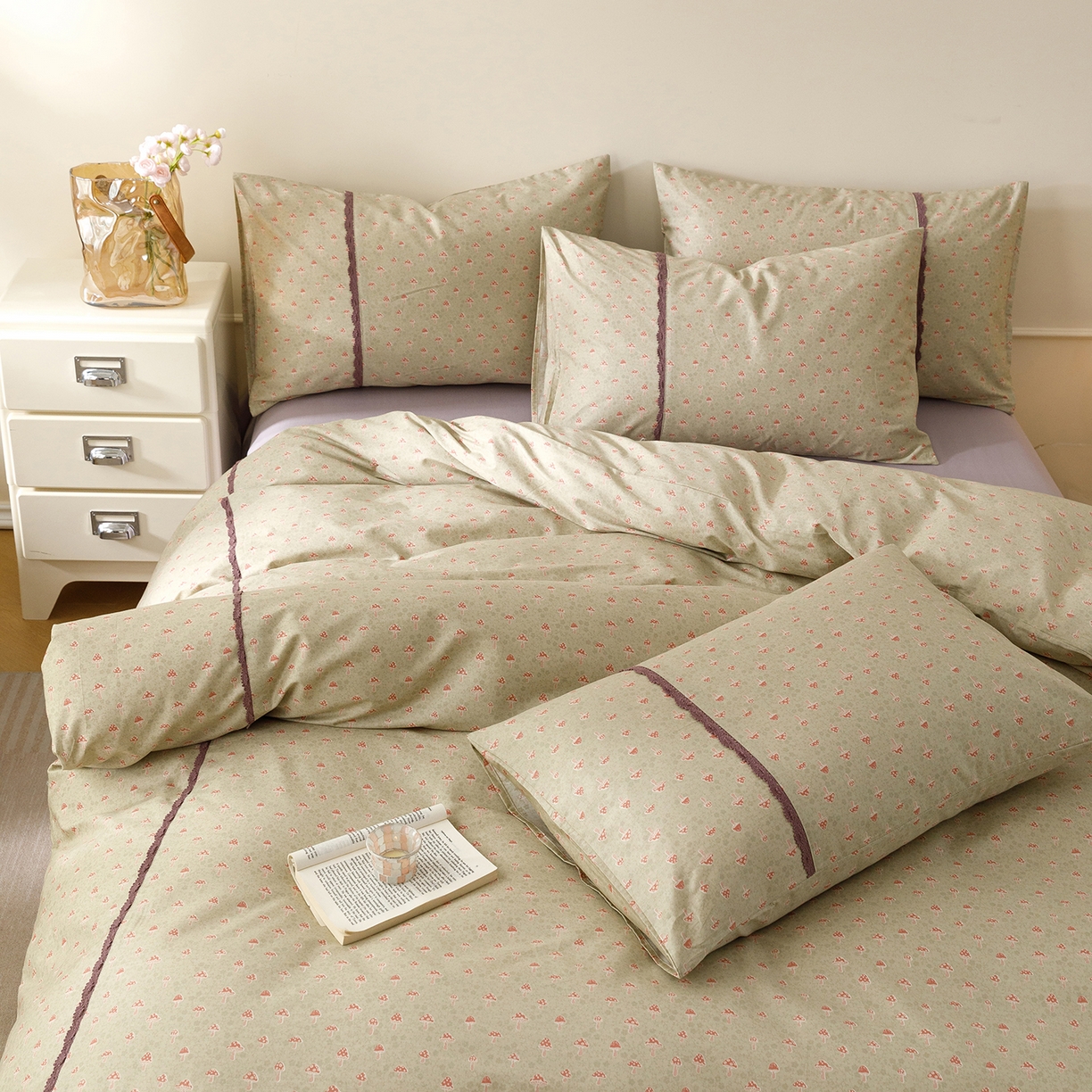 91家纺网 家纺一手货源 找家纺 女子家纺 2026新款40支13070全棉纯棉斜纹印花蕾丝四件套 青柠果络