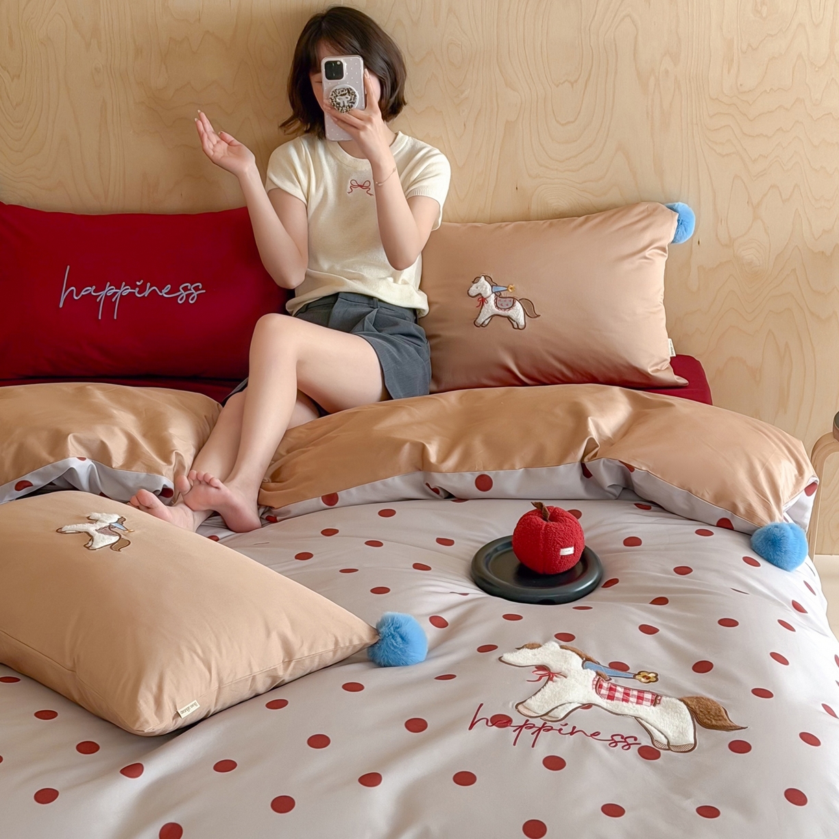 91家纺网 家纺一手货源 找家纺 桔子家纺 2026春夏新款100s全棉纯棉幸运系列四件套-场景二 幸运小马