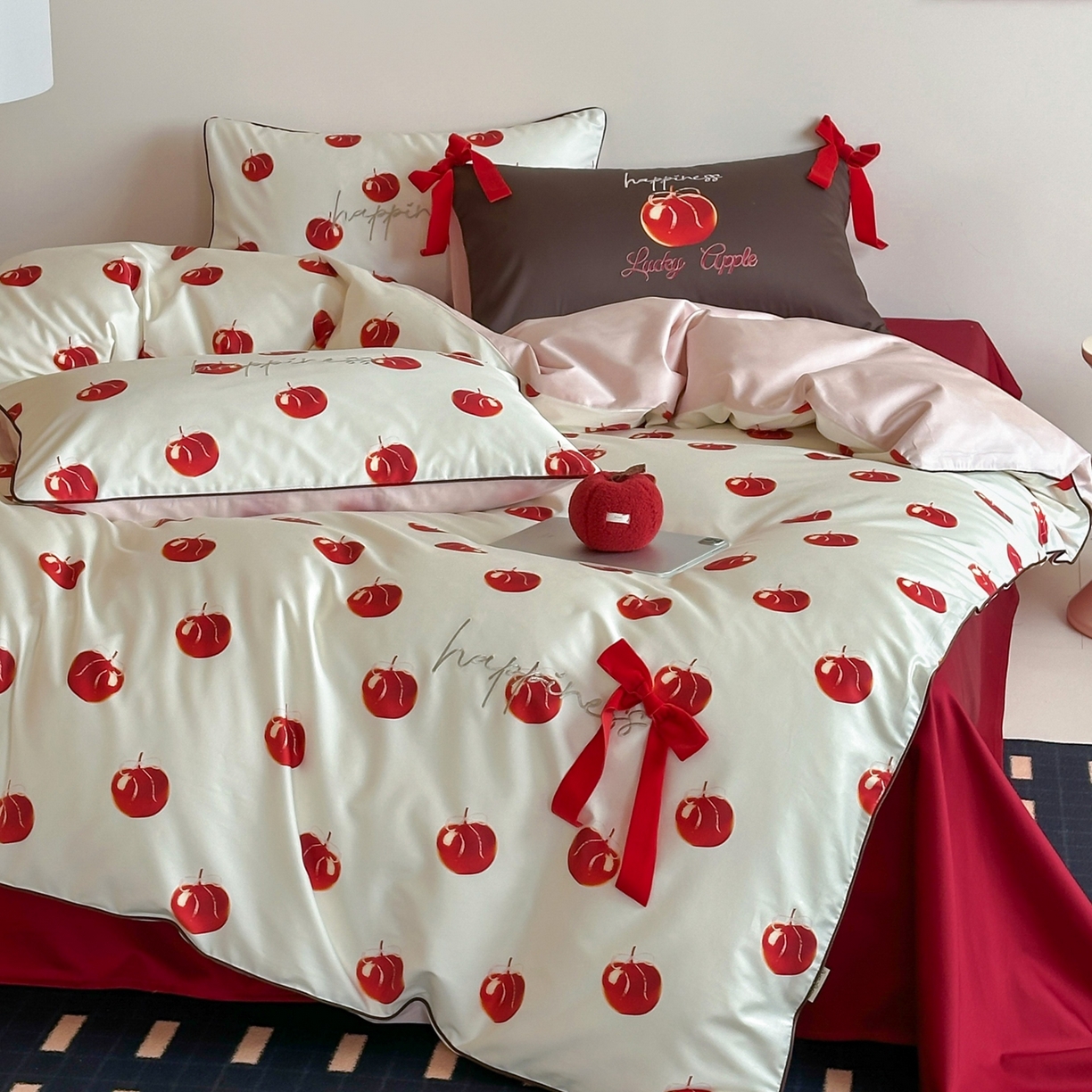 91家纺网 家纺一手货源 找家纺 （总）桔子家纺 2026春夏新款100s全棉纯棉幸运系列四件套-场景一