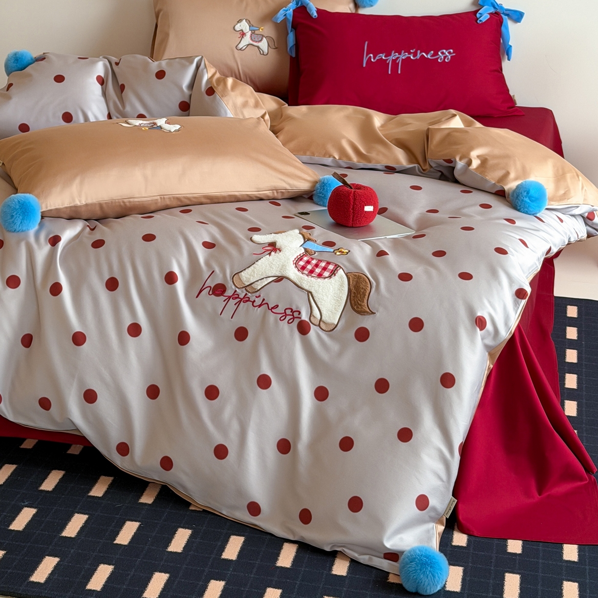 91家纺网 家纺一手货源 找家纺 桔子家纺 2026春夏新款100s全棉纯棉幸运系列四件套-场景一 幸运小马