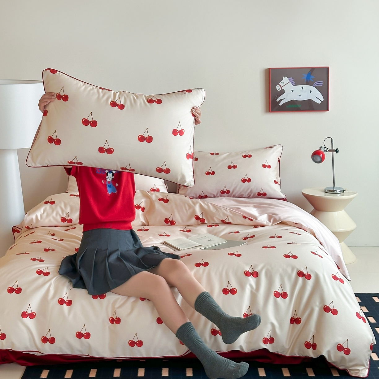 桔子家纺 2026春夏新款100s全棉纯棉复古樱桃系列四件套-场景一 复古樱桃-粉