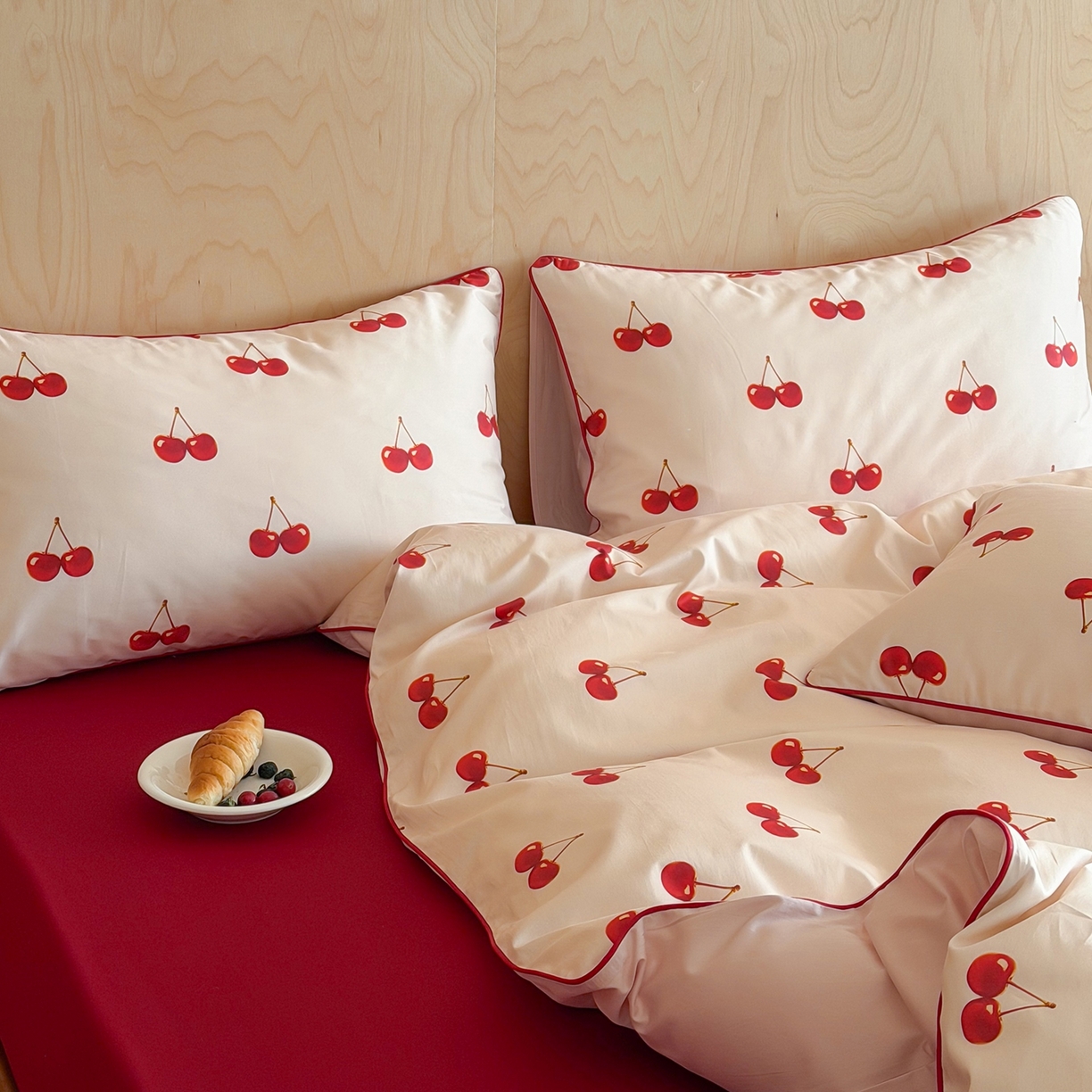 91家纺网 家纺一手货源 找家纺 （总）桔子家纺 2026春夏新款100s全棉纯棉复古樱桃系列四件套-场景二