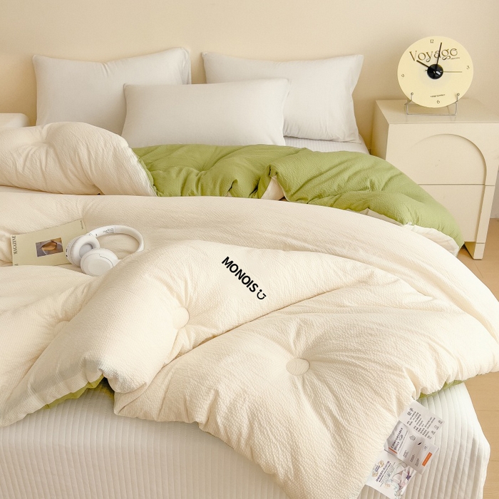 91家纺网 家纺一手货源 找家纺 爱彼家纺 2026新款拼色小竹棉泡泡纱亲肤大豆被春秋被子被芯 泡泡纱-白绿