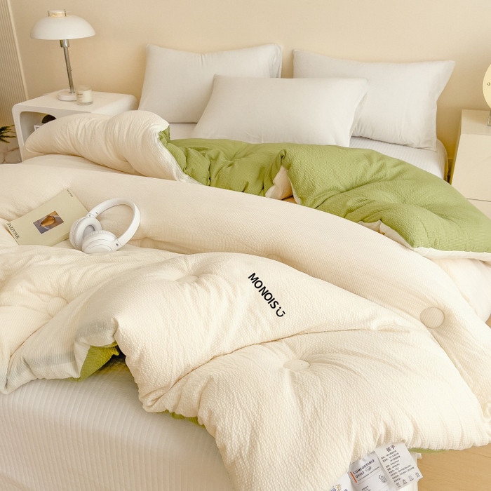 91家纺网 家纺一手货源 找家纺 爱彼家纺 2026新款拼色小竹棉泡泡纱亲肤大豆被春秋被子被芯 泡泡纱-白绿