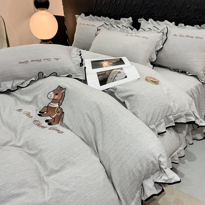 91家纺网 家纺一手货源 找家纺 （总）艺玲家纺 2026新款提花色织麻刺绣花边四件套