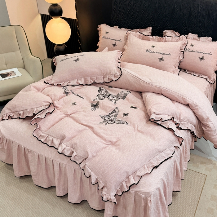 91家纺网 家纺一手货源 找家纺 艺玲家纺 2026新款提花色织麻刺绣花边四件套 轻风蝶影-浅豆沙