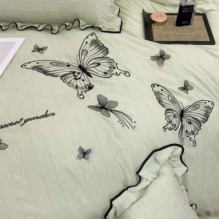 91家纺网 家纺一手货源 找家纺 艺玲家纺 2026新款提花色织麻刺绣花边四件套 轻风蝶影-浅绿